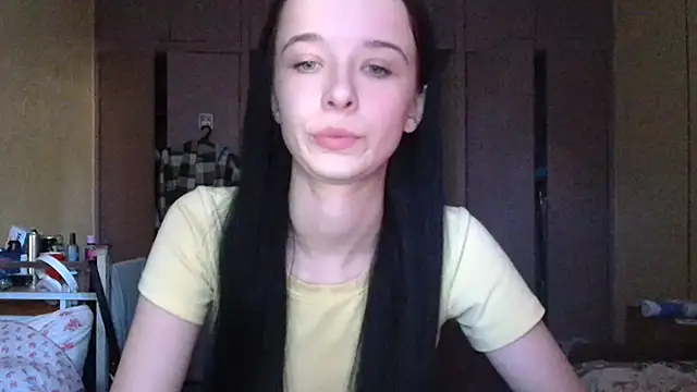 Emilia Light online show from October 4, 5:49 am