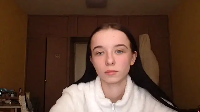 Emilia Light online show from February 5, 11:37 am