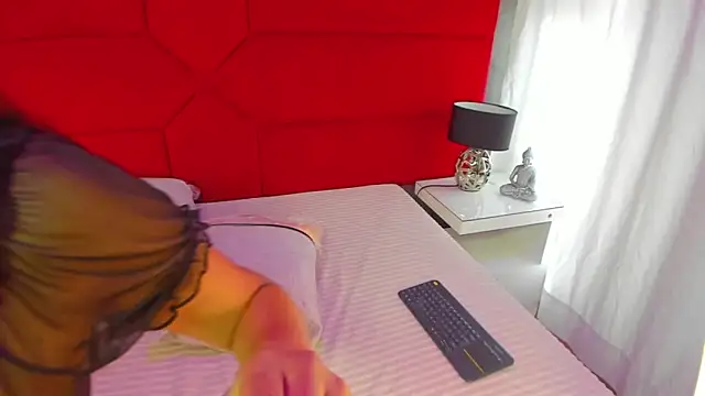 Snapshot of ashlye_collins chatting on November 9, 1:42 pm ashlye collins online show from November 9, 1:42 pm