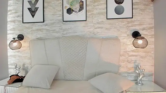 Snapshot of ashlye_collins chatting on November 23, 9:14 pm ashlye collins online show from November 23, 9:14 pm