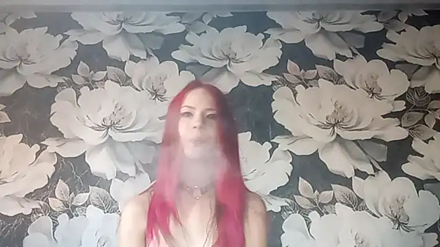 LiaCusson online show from September 26, 1:09 am