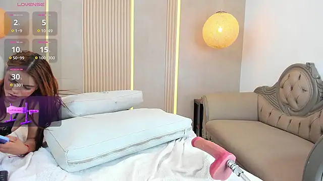 Snapshot of beca_winn chatting on November 13, 7:24 pm beca winn online show from November 13, 7:24 pm