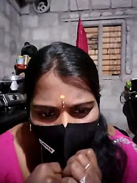 Tamil Hot Sandy online show from December 17, 3:51 pm