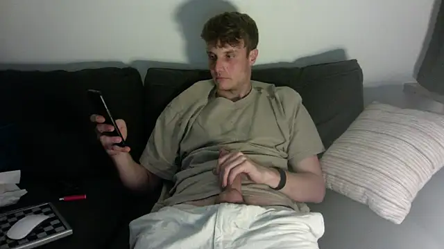 bangzrr3 online show from October 4, 7:01 pm