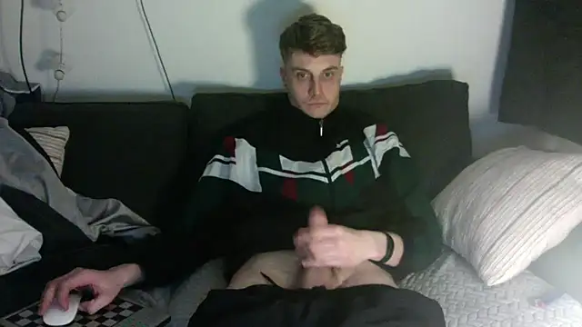 bangzrr3 online show from February 9, 7:51 pm