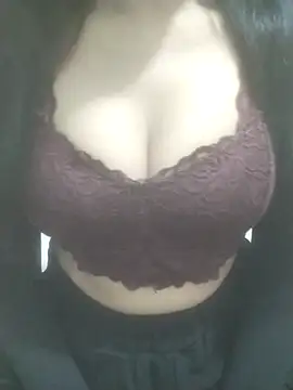 Rosie Star online show from April 13, 2:55 pm