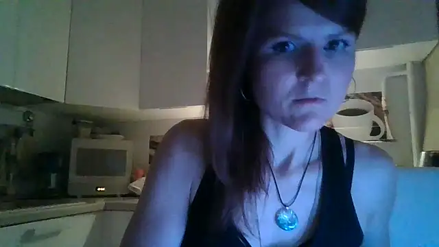 Snapshot of Arivonne chatting on February 13, 9:55 pm Arivonne online show from February 13, 9:55 pm