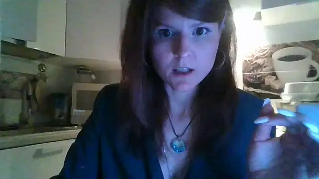 Snapshot of Arivonne chatting on February 20, 10:10 pm Arivonne online show from February 20, 10:10 pm