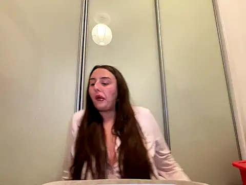 Playfulvixen25 online show from October 6, 12:08 am