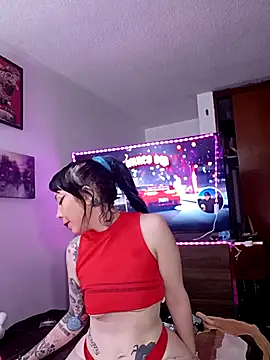 Snapshot of pinklajokr chatting on November 10, 12:53 am pinklajokr online show from November 10, 12:53 am