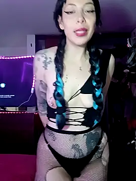 Snapshot of pinklajokr chatting on November 18, 5:45 am pinklajokr online show from November 18, 5:45 am