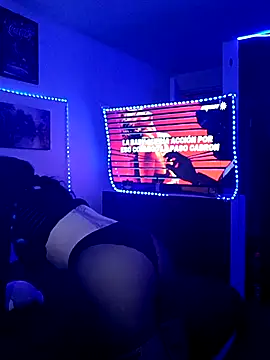 Snapshot of pinklajokr chatting on December 3, 5:15 am pinklajokr online show from December 3, 5:15 am