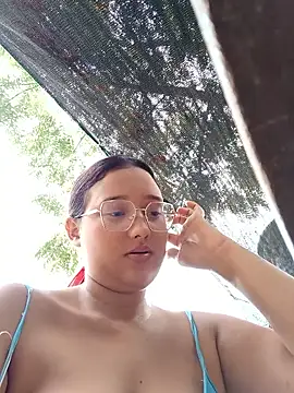 young dairy01 online show from March 28, 12:16 pm