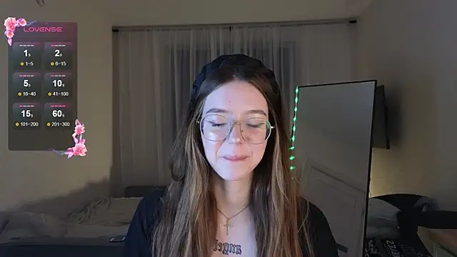 Snapshot of Tofumuchh chatting on October 31, 6:25 am Tofumuchh online show from October 31, 6:25 am