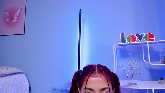 Snapshot of KathiaSaenz_ chatting on November 12, 4:13 am KathiaSaenz online show from November 12, 4:13 am