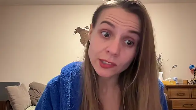 AnnieLove7722 online show from October 16, 10:05 am