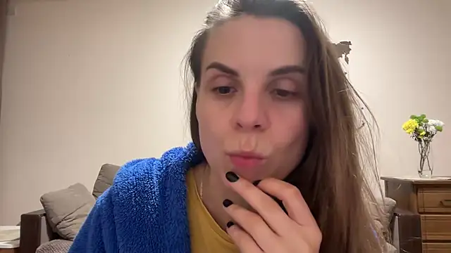 AnnieLove7722 online show from November 22, 10:20 pm