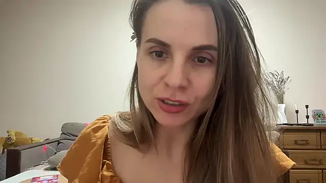 Snapshot of AnnieLove7722 chatting on December 20, 2:46 pm AnnieLove7722 online show from December 20, 2:46 pm
