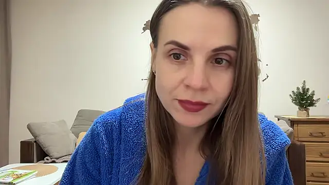 Snapshot of AnnieLove7722 chatting on January 9, 2:53 pm AnnieLove7722 online show from January 9, 2:53 pm