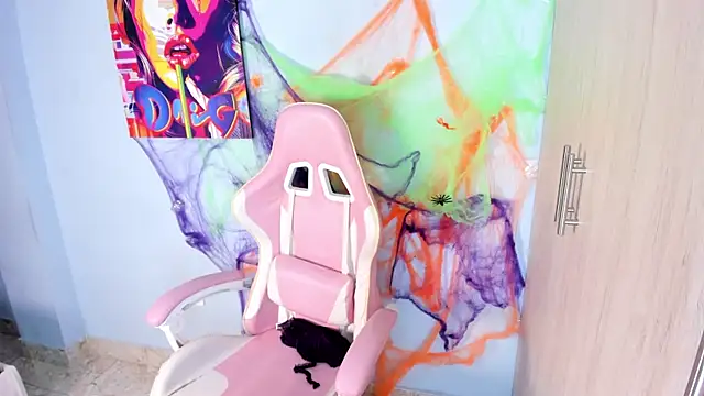 Snapshot of Athenea__fox chatting on October 30, 11:55 am Athenea fox online show from October 30, 11:55 am