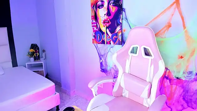 Snapshot of Athenea__fox chatting on November 3, 11:44 am Athenea fox online show from November 3, 11:44 am