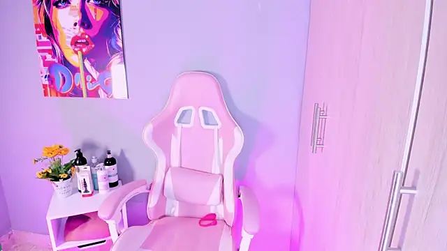 Snapshot of Athenea__fox chatting on November 24, 11:54 am Athenea fox online show from November 24, 11:54 am