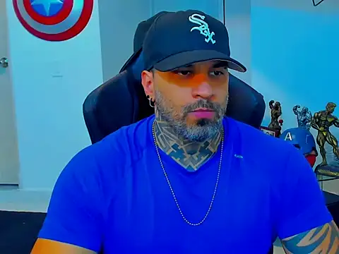 Snapshot of JoshRigby chatting on October 23, 7:45 pm JoshRigby online show from October 23, 7:45 pm