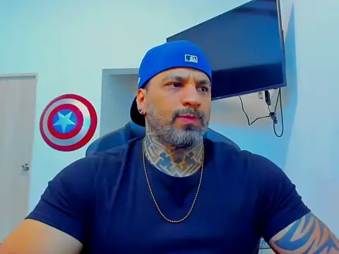 Snapshot of JoshRigby chatting on October 26, 8:15 pm JoshRigby online show from October 26, 8:15 pm