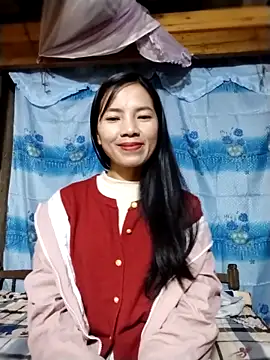 Snapshot of lmc-zz chatting on December 1, 12:15 am lmc-zz online show from December 1, 12:15 am