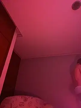 Snapshot of zamir333 chatting on October 26, 11:16 am zamir333 online show from October 26, 11:16 am