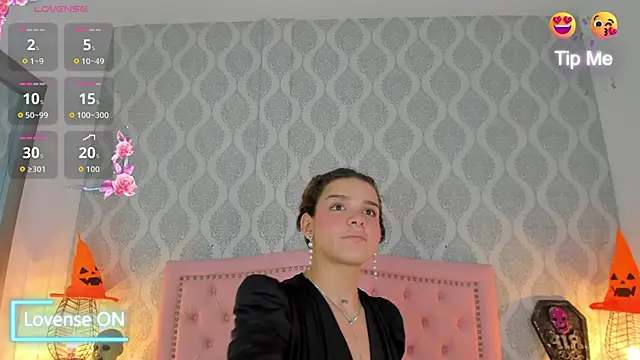 kendallspears 1 online show from October 31, 3:40 am