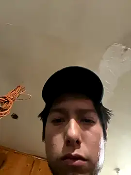 Snapshot of theunknownuncut chatting on October 9, 2:53 am theunknownuncut online show from October 9, 2:53 am