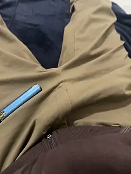 Snapshot of theunknownuncut chatting on November 1, 7:32 am theunknownuncut online show from November 1, 7:32 am