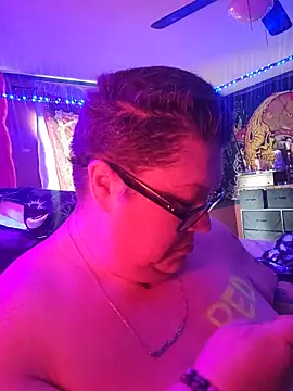 violentviolet68 online show from May 31, 5:53 pm