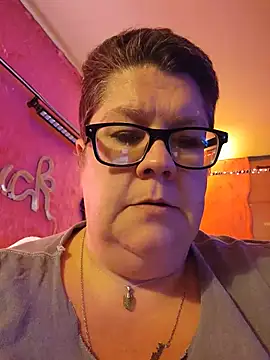 violentviolet68 online show from June 21, 3:31 am
