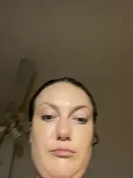 sexybriiiixoxo online show from June 18, 2:01 am