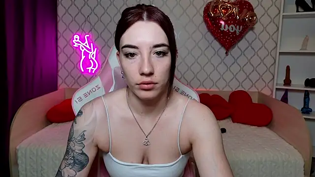 Snapshot of Curious_Lily chatting on March 16, 12:49 am Curious Lily online show from March 16, 12:49 am