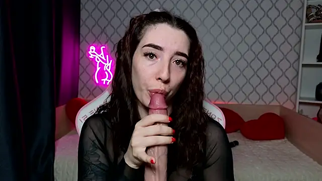 Snapshot of Curious_Lily chatting on May 7, 12:38 am Curious Lily online show from May 7, 12:38 am