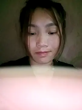 Snapshot of min-xinh chatting on October 19, 9:48 pm min-xinh online show from October 19, 9:48 pm