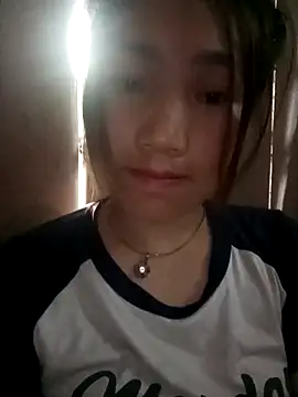 Snapshot of min-xinh chatting on October 21, 12:22 am min-xinh online show from October 21, 12:22 am