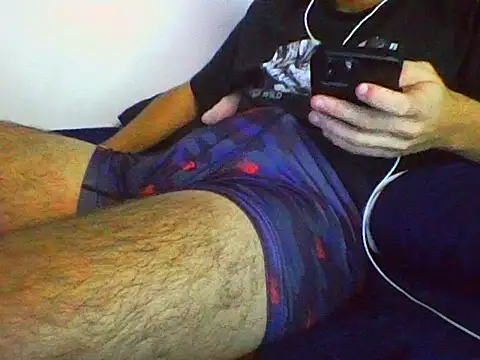 AlbertoRuiz086 online show from October 27, 7:34 am