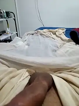 A reyes1122 online show from September 28, 2:55 pm