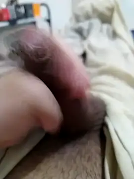 A reyes1122 online show from October 24, 7:54 pm