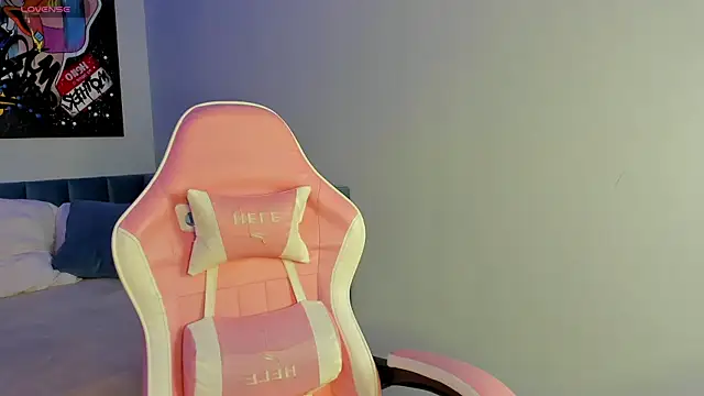 KarinaBroks online show from October 14, 8:37 am