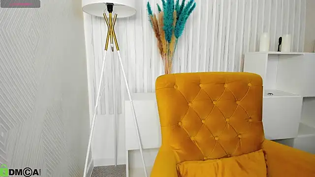 KarinaBroks online show from November 14, 11:53 am