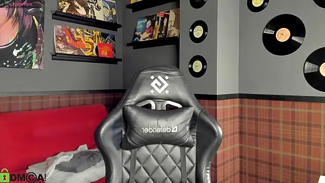 KarinaBroks online show from December 5, 9:29 am