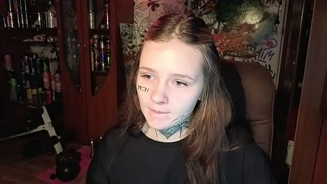 Liaaa Li online show from October 18, 3:24 pm