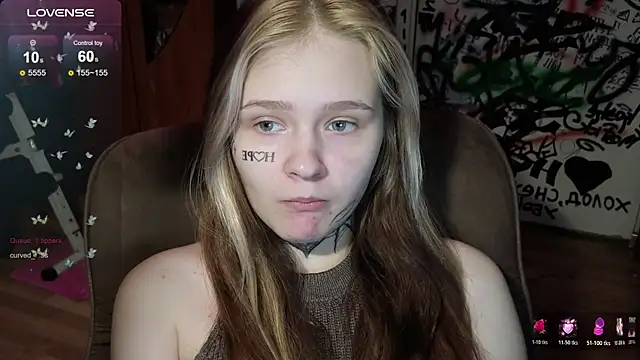 Liaaa Li online show from November 8, 5:56 pm