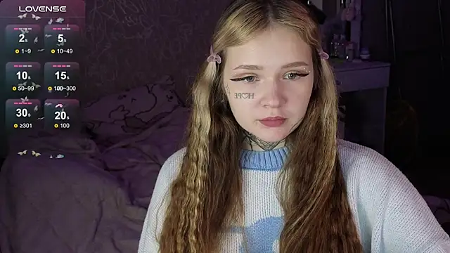 Liaaa Li online show from December 15, 5:06 pm