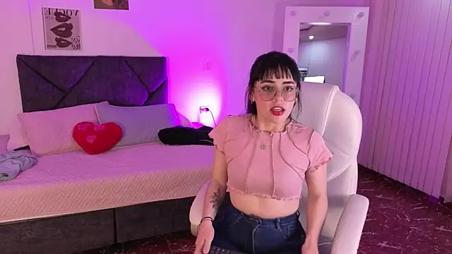 dakota wrist online show from September 27, 5:34 am